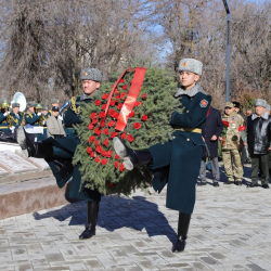 В Бишкеке прошел митинг-реквием к 37-й годовщине вывода войск из Афганистан