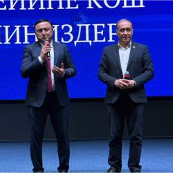 Улуттук комиссиянын төрагасы Мелис Мураталиев “Акылман” Президенттик лицейинде окуучулар жана мугалимдер менен жолугушту