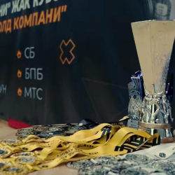 Кумтөргө 33 жыл: Бишкекте  «Кумтөр Голд Компанидеги» командалар ортосунда корпоративдик мелдеш өттү