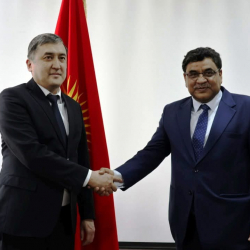 Эмгек министри К. Сагынбаев Индиянын Элчиси менен эки тараптуу кызматташтыкты талкуулады