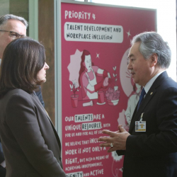 Состоялась встреча Министра Жээнбека Кулубаева с Министром иностранных дел и сотрудничества Андорры Иммой Тор Фаус