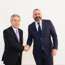 Состоялась встреча Министра Жээнбека Кулубаева с Министром иностранных дел Сан-Марино Лукой Беккари