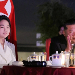 Ким Чен Ындын 13 жаштагы кызы Ракеталык программаны жетектейт
