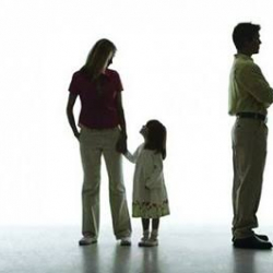 ЖКда алимент төлөбөгөндөргө жазаны күчөтүү сунушталды