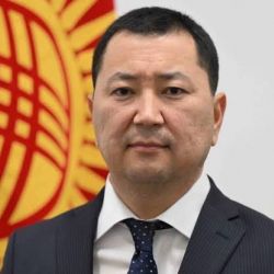 Эрлист Акунбеков Суу ресурстары, айыл чарба жана кайра иштетүү өнөр жайы министри болуп дайындалды