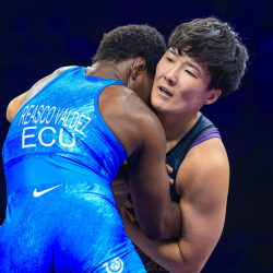 Айпери Медет кызы Албаниядагы турнирде алтын утту