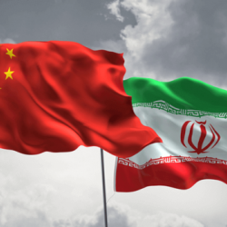 МИД: Китай поддерживает СБ ООН в выполнении своих обязанностей по смягчению ситуации вокруг Ирана