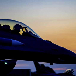 Три истребителя ВВС США были сбиты по ошибке кувейтским F/A-18