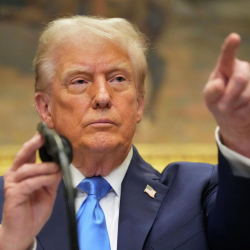 Трамп приказал сделать стоимость страхования морской торговли доступной