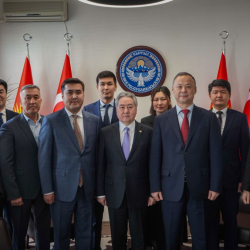 СҮРӨТ - Министр Жээнбек Кулубаев Стамбул шаарындагы КР Башкы консулдугуна барды