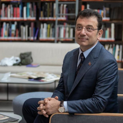 Стамбулдун мурдагы мэри Экрем Имамоглуна каршы жаңы сот иши башталды