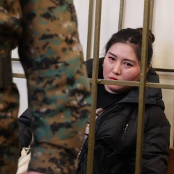 Жогорку сот Махабат Тажибек кызына карата мурунку өкүмдөрдү жокко чыгарды