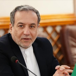 Иран: “Сүйлөшүүгө негиз жок” – Арагчи АКШнын саясатын сынга алды