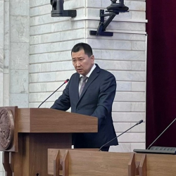 Министр водных ресурсов, сельского хозяйства и перерабатывающей промышленности принёс присягу в Жогорку Кенеше