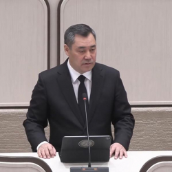 Садыр Жапаров: «Мен бөлүнүп-жарылууга жол бербейм»