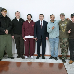 Бегиш, Бакр, Баястан. Мирбек Мамбеталиев РЭП аткаруучулар менен жолугушту