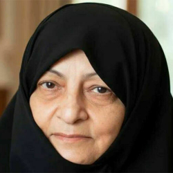 Маркум аятолла Али Хаменеинин жубайы тирүү экени айтылды