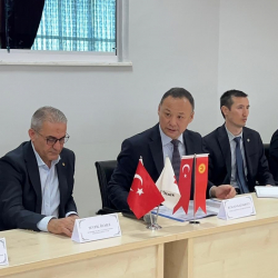 Кыргызстан менен Түркиянын инвестиция жана туризм жаатындагы кызматташуунун келечеги талкууланды