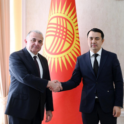 Төрага Марлен Маматалиев Түркиянын элчиси Мекин Мустафа Кемаль Окемди кабыл алды