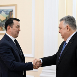 Торага Марлен Маматалиев принял посла Азербайджана Латифа Гандилова