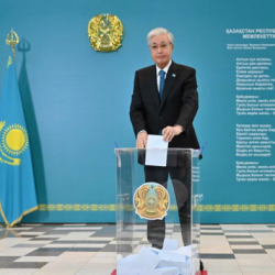 Токаев отметил рекордно высокую явку на конституционном референдуме в Казахстане