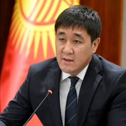 Орунбеков: Министрлер кабинетиндеги кадрдык өзгөрүүлөр тууралуу маалыматтар чындыкка дал келбейт