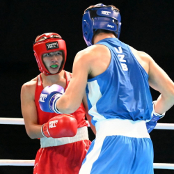 Усман Капаров Дүйнөлүк бокс турнирде коло медаль жеңди