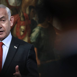 Иран Нетаньяхунун иштеген кеңсесин бутага алып, ракета менен сокку урду