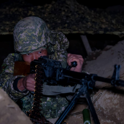 Түнкү тактикалык окуу-машыгууда аскерлердин даярдыгы текшерилди - Коргоо министрлиги