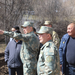 Өзгөчө кырдаалдар министри Ысык-Көлгө иш сапары менен барды