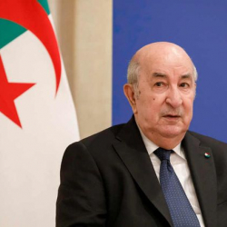 Алжирдин Президенти Абдельмажид Теббун Президент Садыр Жапаровду жана Кыргызстан элин Орозо айт майрамы менен куттуктады