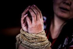 Жогорку Кеңеште адам сатууга каршы аракеттенүү боюнча кызматташтык талкууланды