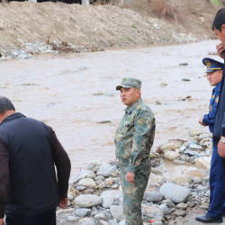 Ош: Президент Садыр Жапаровдун таршырмасы менен Ак-Буура дарыясы тазаланууда