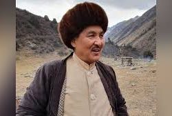 Рак менен алышып жаткан Абдыкалык Акматовго «КРнын Эл артисти» наамы ыйгарылды