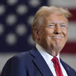 Трамп: “Иран тарап мага жаңы аятолла болууну сунушташты”