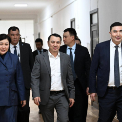 Марлен Маматалиев транспорт тармагына тиешелүү инновациялык ыкмаларды талкуулаган конференцияга катышты