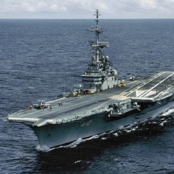 США направляют третий авианосец на Ближний Восток, - CBS News
