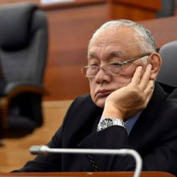 Сот экс-депутат Султанбай Айжигитовго 500миң сом айып салды