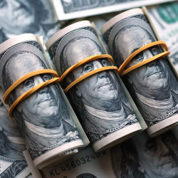 Цена нефти Brent превысила $115 за баррель