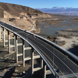 Түндүк-Түштүк альтернативдик унаа жолу убактылуу ачылат - Орунбеков