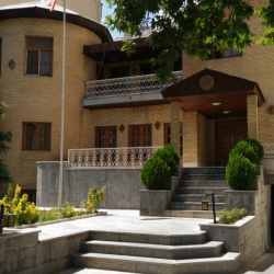 Посольство КР в Иране приостановило свою деятельность