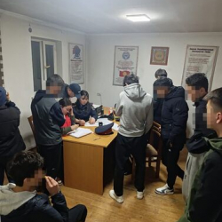 Бишкекте рейддин жүрүшүндө 38 өспүрүм кармалды