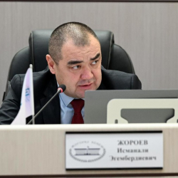 Депутат Жороев “75 делген катка” тиешеси бар депутаттардын аттарын ачыкка чыгаруу керектигин айтты