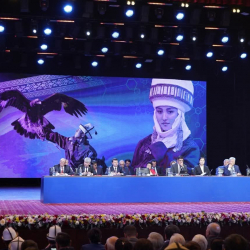 Жапаров: В эпоху быстрых изменений мира важно сочетать научные достижения с культурным наследием и вести работу в инновационном направлении