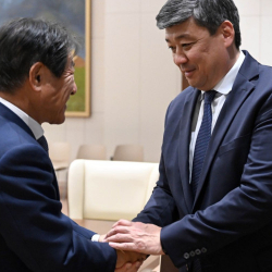 Төрөбаев Япония-Кыргызстан экономикалык кызматташтык ассоциациясынын Төрагасы Тарутоко Шинджи менен кызматташуунун келечегин талкуулады