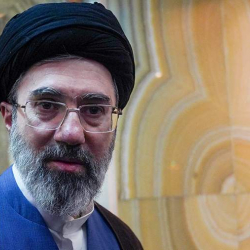 В Иране опровергли информацию об эвакуации Хаменеи в Москву для лечения