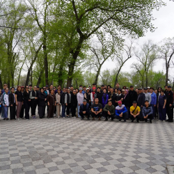 Судьи и сотрудники судов Бишкека приняли участие в общереспубликанском субботнике