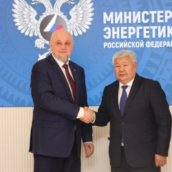 Сергей Цивилев жана министр Таалайбек Ибраев энергетикалык кызматташтыкты талкуулашты