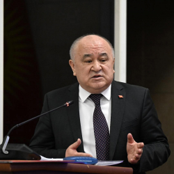 Текебаев: Борбор Азиядагы инвестициянын болжол менен 95% Өзбекстан менен Казакстанга кеткен