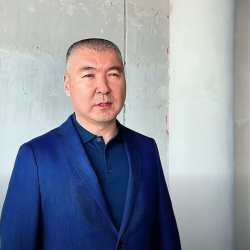 Туманбаев «Бишкек Арена» стадионунун ичине эмнеге соода борбору курулуп жатканын түшүндүрдү